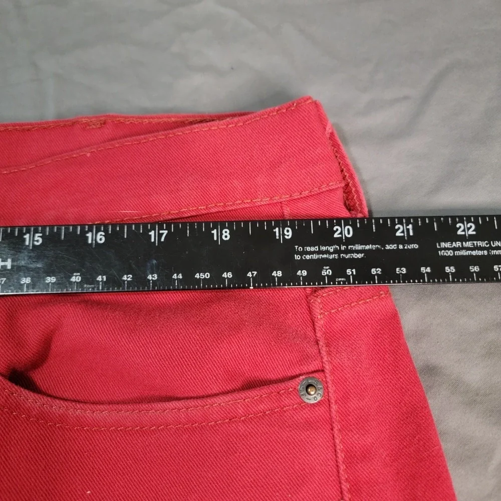 Levi's 569 Jeans Men's 38x32 Red Denim Pants Button Fly Medium Wash Straight Leg